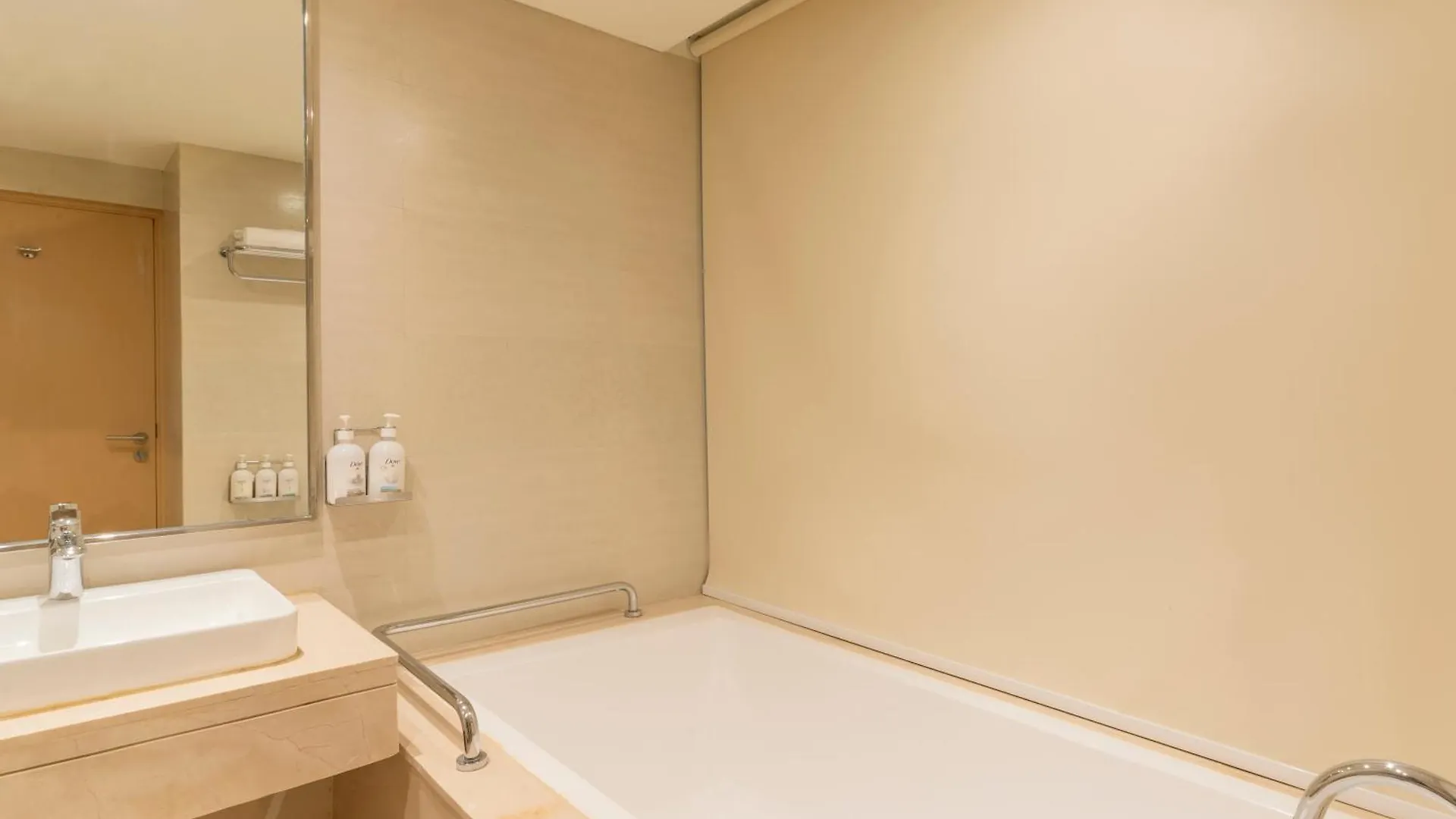 Holiday Inn Agra Mg Road An Ihg Hotel 5*, Agra (Uttar Pradesh)