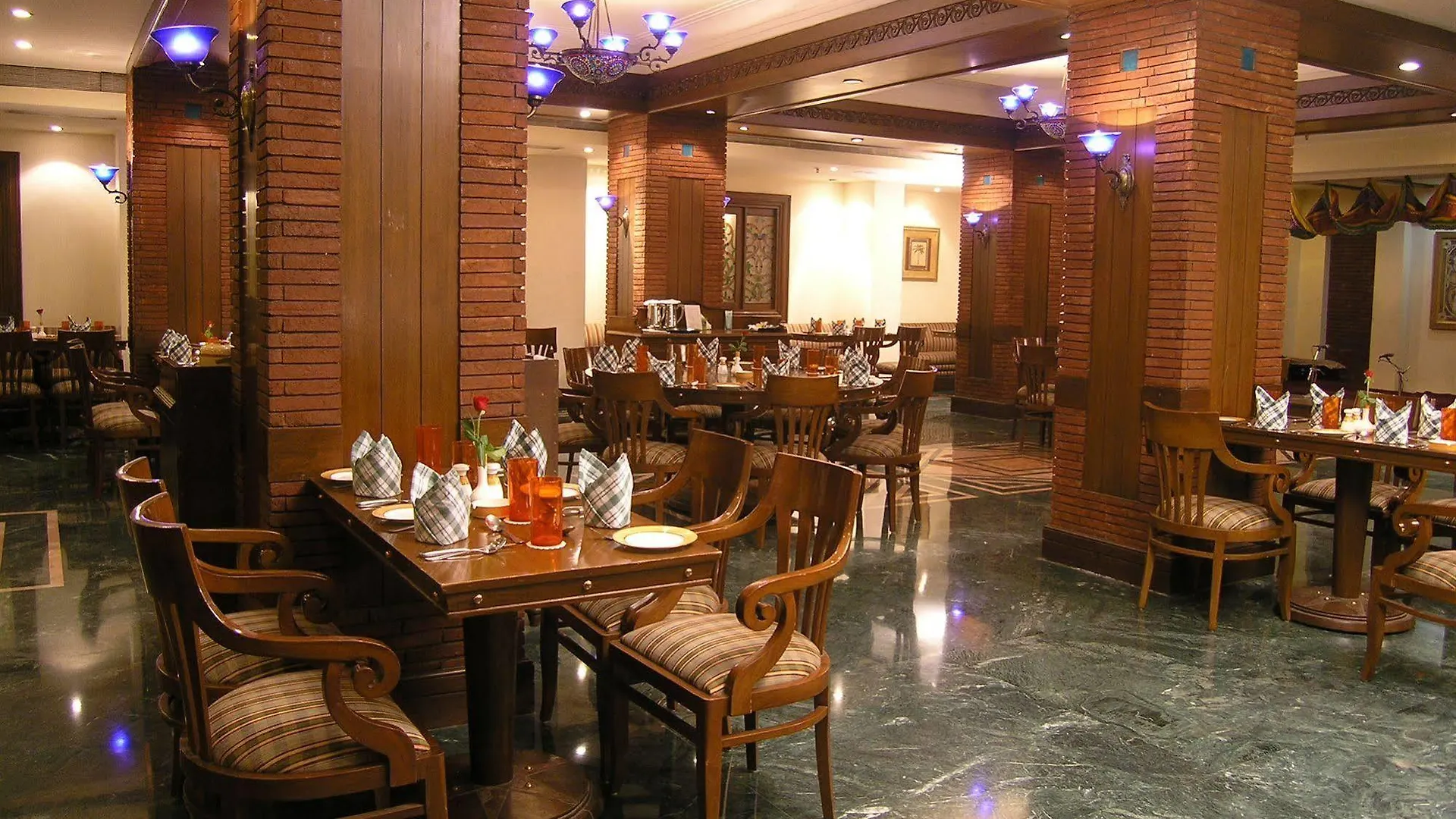 Holiday Inn Agra Mg Road An Ihg Hotel